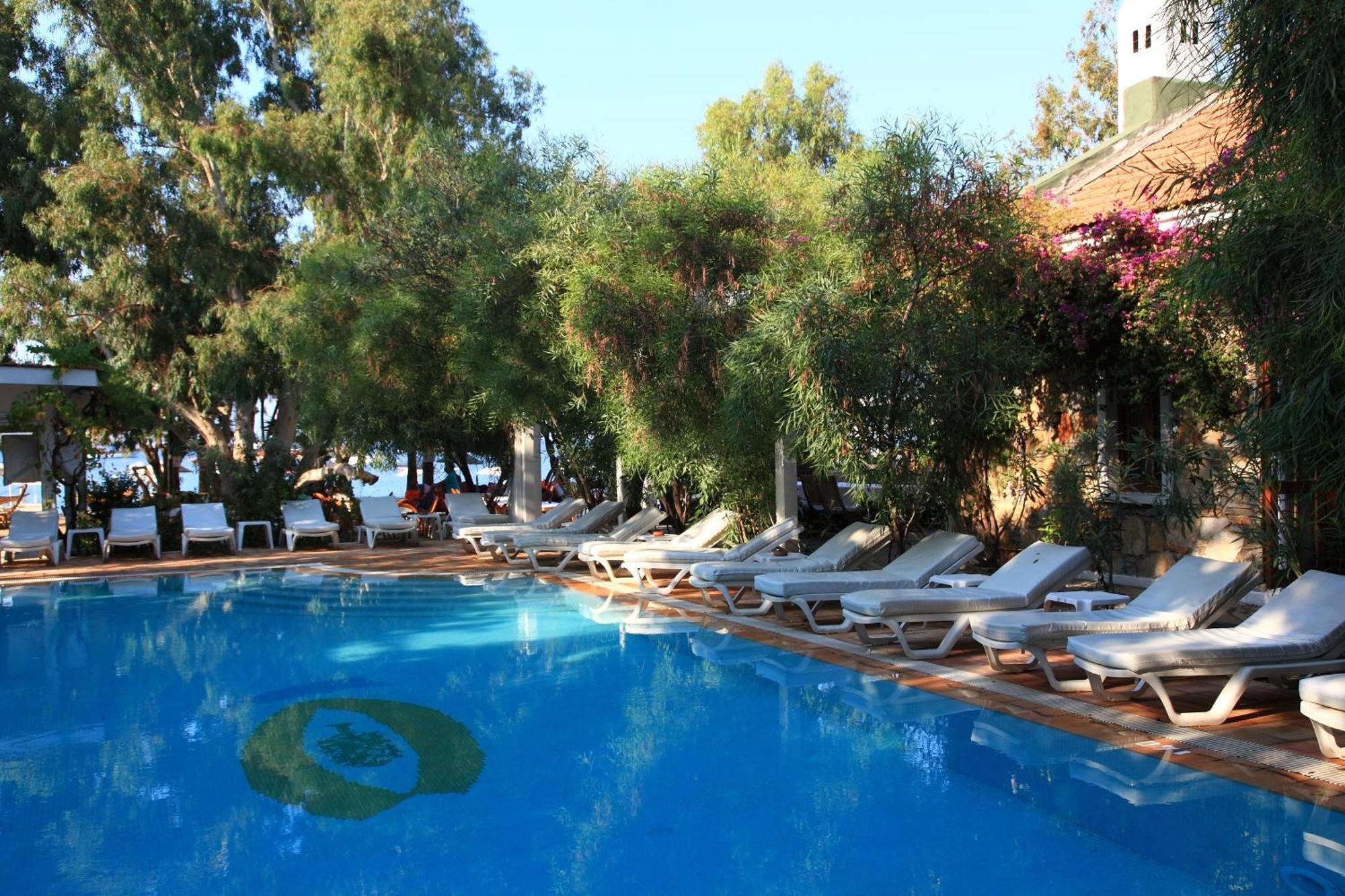 Okaliptus Otel Bitez Extérieur photo